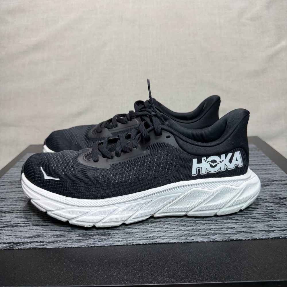 Hoka Arahi 7 Running Shoes - Womens 8 - Black White 1147851-BWHT Walking